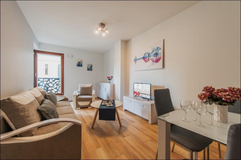 P&O Serviced Apartments Solec Warszawa Eksteriør bilde